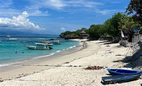 Mushroom Bay Bali
