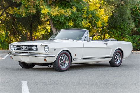 Mustang 1965 Convertible White