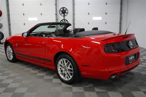 Mustang Convertible V6