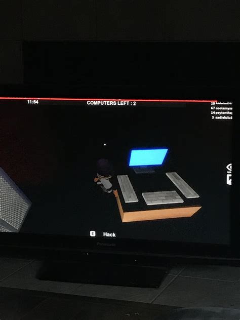 My sisters play a DBD rip off on roblox where you need to hack 5 