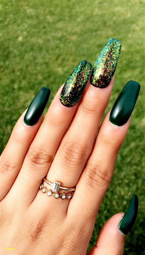 Nails Acrylic Green: The Latest Trend In 2023