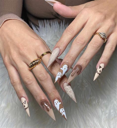 Nails Almond Halloween: A Spooky Twist On A Classic Style