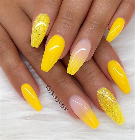 Nails Art Jaune – The Trendy Yellow Nail Art In 2023