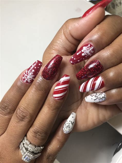 Nails Art Noel: The Ultimate Guide For Festive Nails In 2023