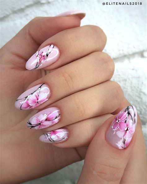 Nails Art Printemps: The Latest Trend In Spring 2023