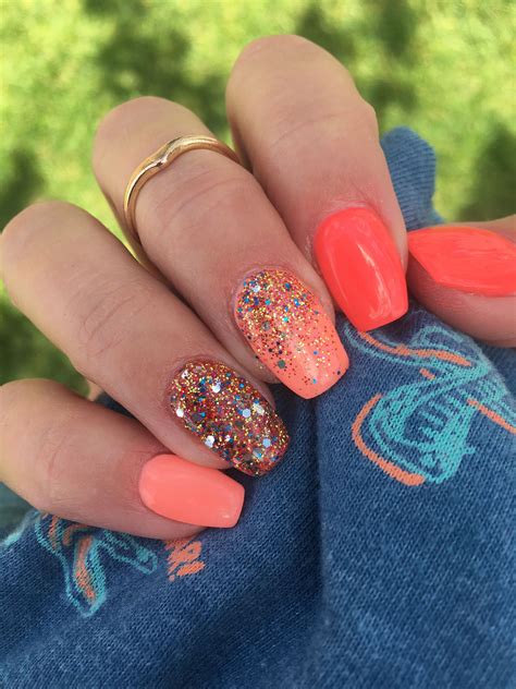 Nails Glitter Summer: Add Sparkle To Your Nails This Season!