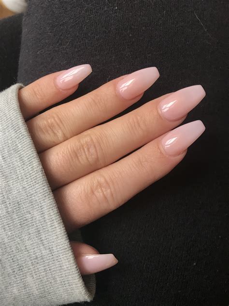 Nails Short Acrylic Coffin – The Latest Trend In 2023