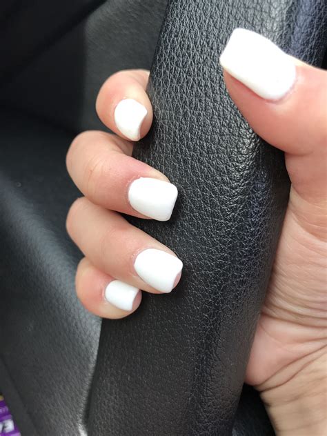 Short white squared acrylic nails White acrylic nails, Short acrylic