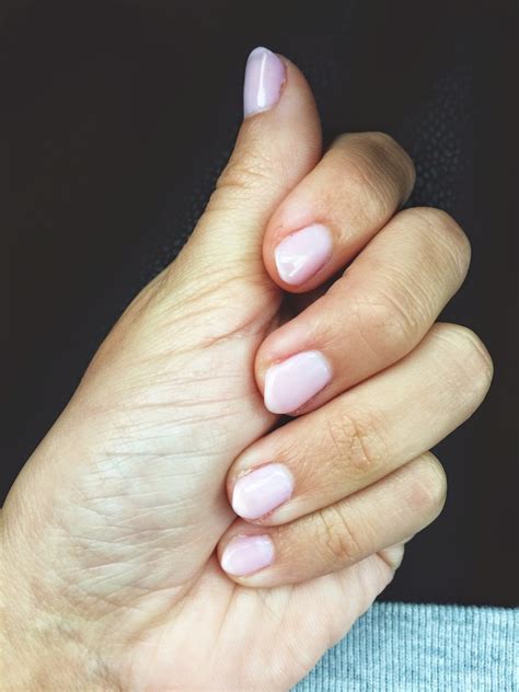 37 Ideal Short Almond Nails to Go with The Trend 2021