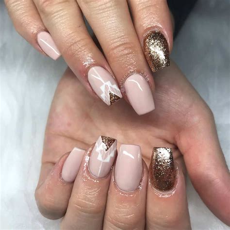 Nails Short Rose Gold – The Ultimate Trendy Look For 2023