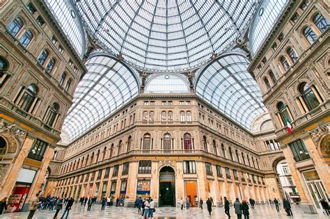 Naples Shopping Tips