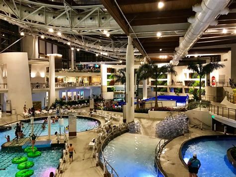 Nashville Indoor Water Park Resorts