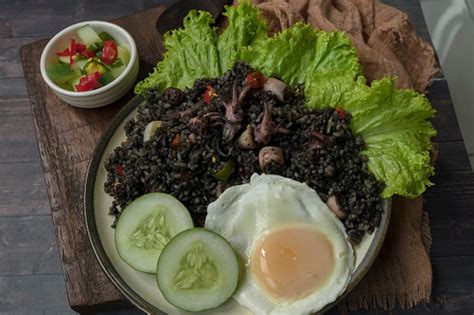 Nasi Hitam