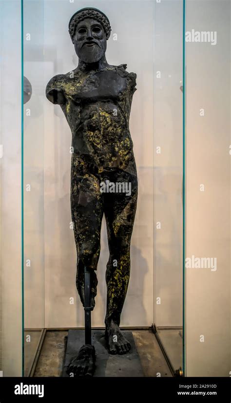 National Archaeological Museum statue