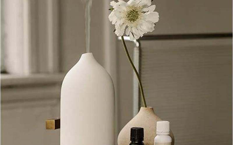 Natural Scents And Essential Oils For Your Home Office Space