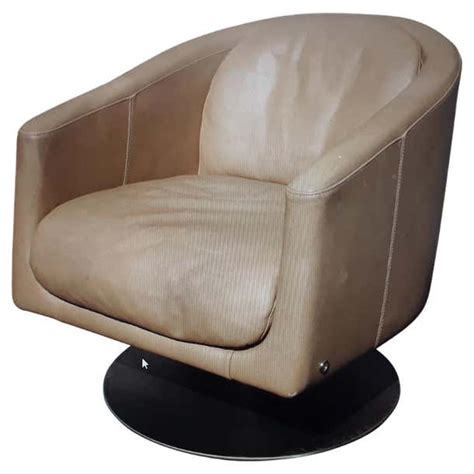 Natuzzi Club Chair