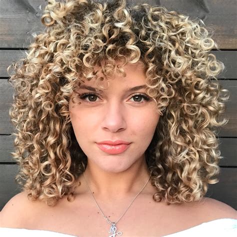 Navigating Manes By Mell Amazon Storefronts & Lists