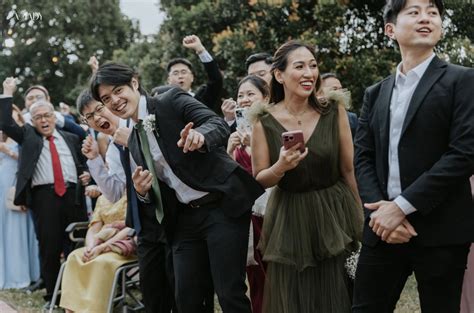 Navigating Wedding Guest Etiquette