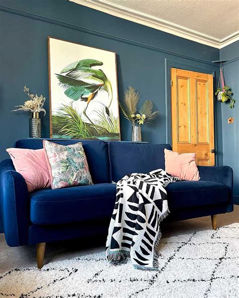 Transform Your Living Room with The Timeless Beauty of Navy Blue Sofa Decoration – Elevate Your Home Style!