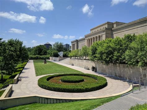 Nelson Atkins Museum visitor information