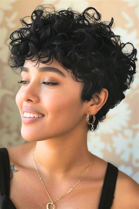 25 Best Short Haircuts For Curly Hair Short Hairstyles 2017 2018