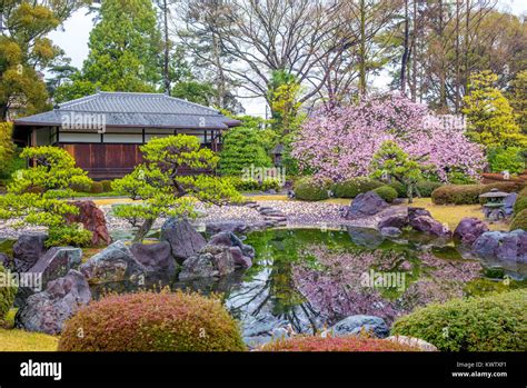 Nijo Castle garden