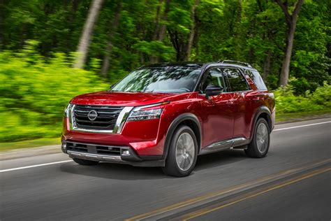 Nissan Pathfinder Information And Features