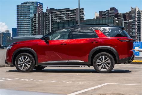 Nissan Pathfinder Reviews