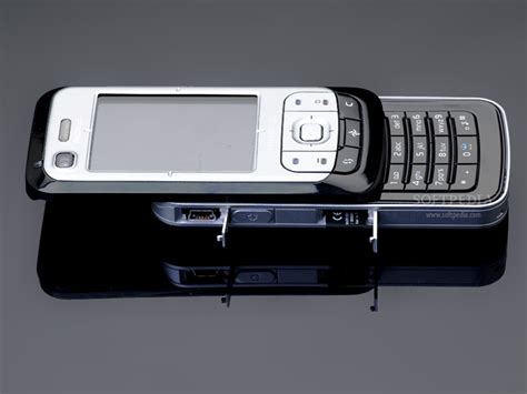 Nokia 6110 Navigator Black: Makes a Great Gift