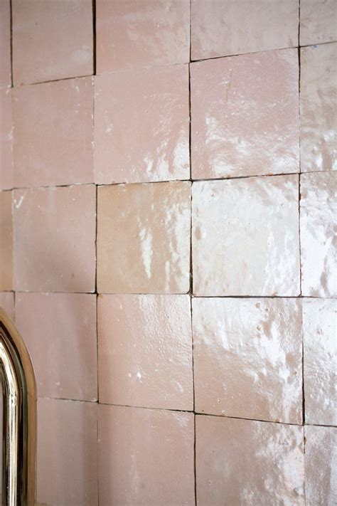 Non Grouted Tile