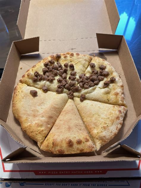 None pizza with left beef