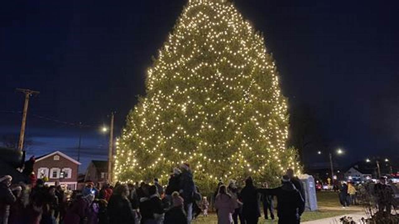 North Haven Tree Lighting 2025