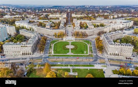 Krakow Nowa Huta Walking Tour Review: A Look into the Past
