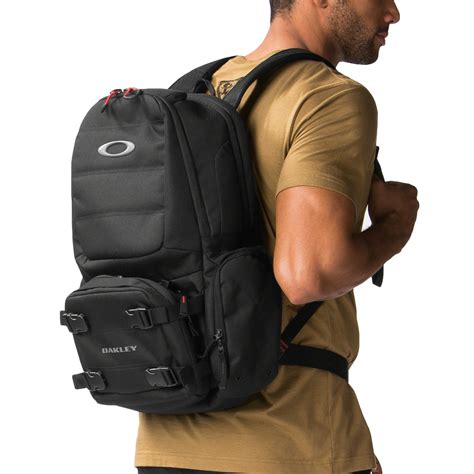 The Ultimate Guide To Oakley Backpacks For Men In 2023