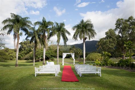 Oasis at Palm Cove Hotel Cairns Weddings