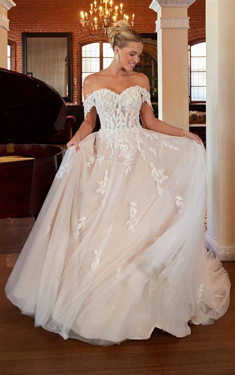 Off The Shoulder Princess Wedding Dress