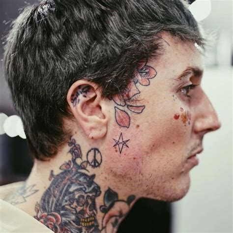 Ollie Sykes Tattoos