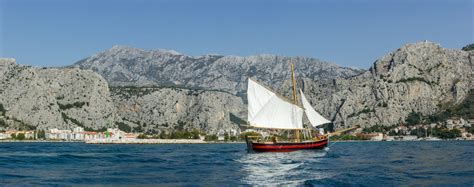Omis boat trips