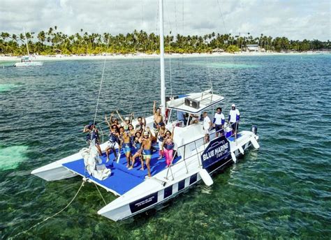 Open Bar on Catamaran