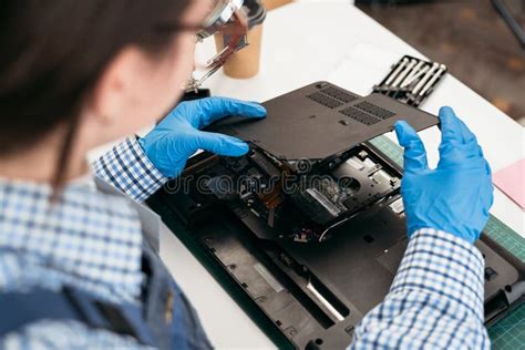 Opening Hours Laptop Repair