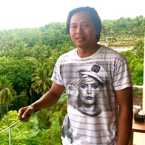 Operator and course in Bali