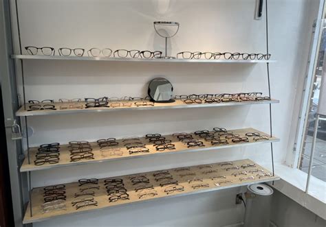 Optical Shop: Finding Your Perfect Frames