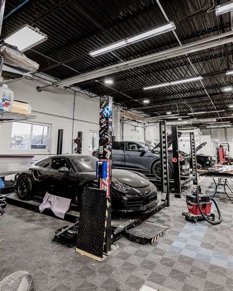 Option 1: Full-Service Auto Body Shops