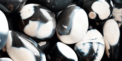 Discover the Mystical Healing Powers of Orca Agate: Unleashing Nature's Wonders