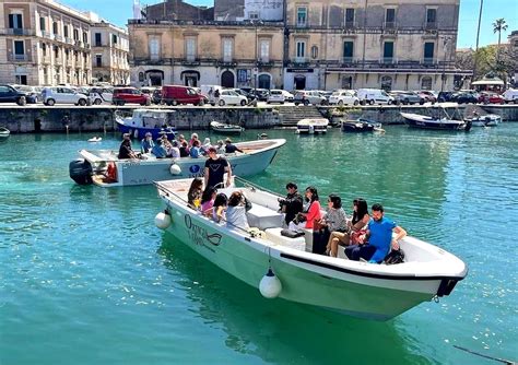 Paseo en barco por Ortigia