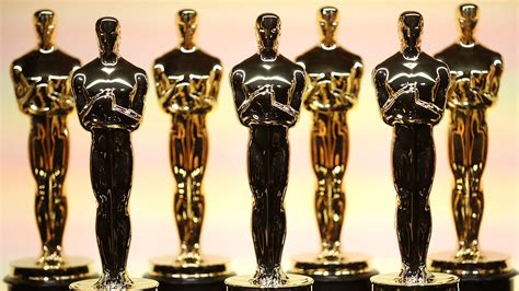 Oscars Statues