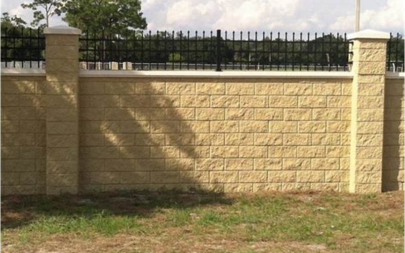 Outdoor Block Privacy Fence