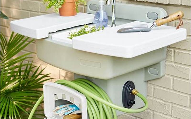 Outdoor Sink Entertaining