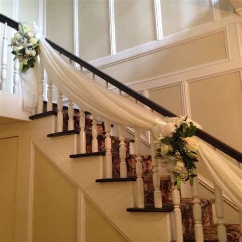 Outdoor Stair Decorating Ideas For Wedding