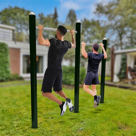 Outdoor Chin Up Bar
